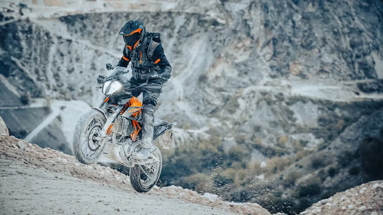 2023 KTM 390 Adventure Spoke Wheel Edition: Image Gallery