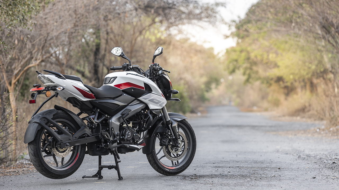 Bajaj pulsar 2025 ns160 price