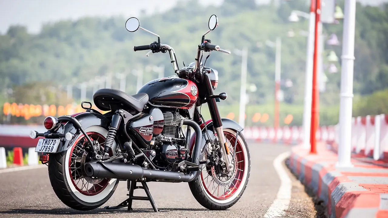 350 Bs6 Bullet Classic Photo Royal Enfield Goan Classic 350 Price - Technical View