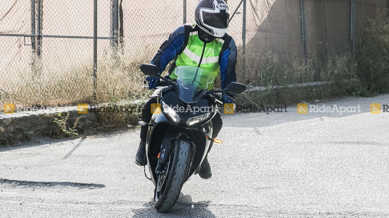 Νέα δοκιμή Triumph Daytona 660 στην Ευρώπη