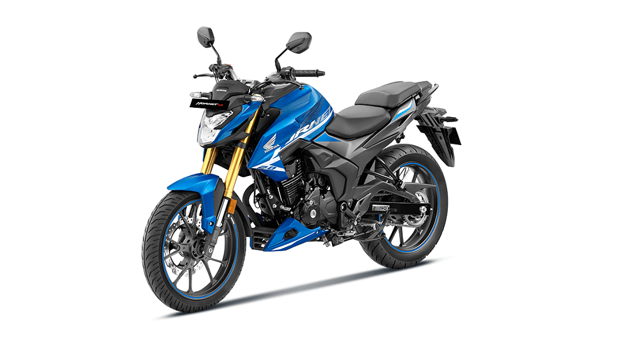 Honda hornet discount on road price