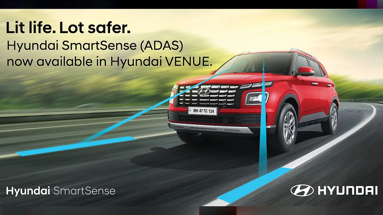 https://imgd.aeplcdn.com/1280x720/n/cw/ec/156677/hyundai-venue-left-front-three-quarter1.jpeg?isig=0