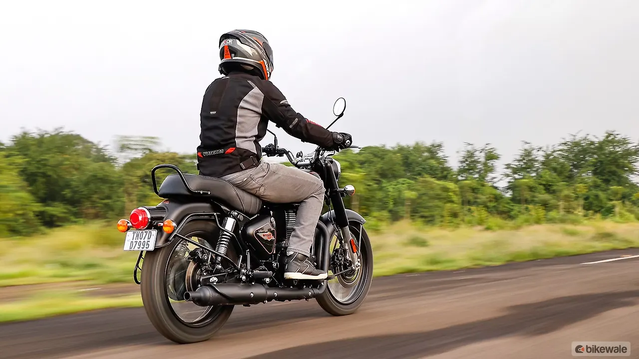 Royal Enfield Bullet 350 Right Side View Right Side View