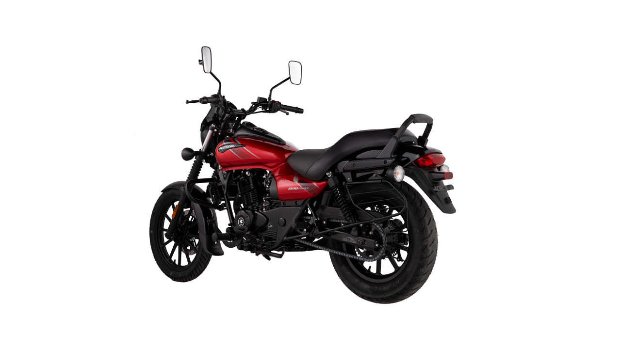 Bajaj avenger on road 2024 price