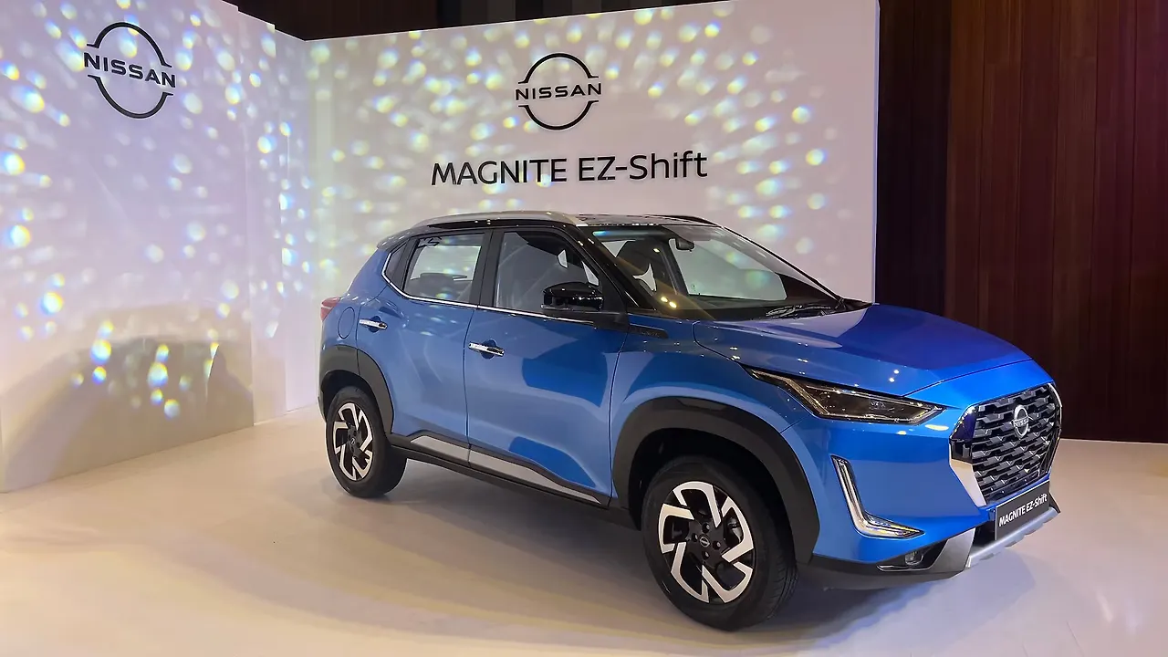 Nissan Magnite AMT unveiled: exterior photo gallery - CarWale