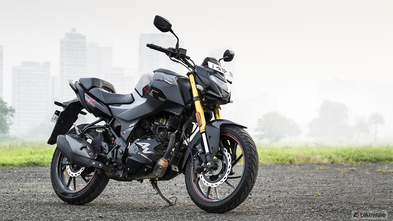 Hero Xtreme 160R 4V Price - Mileage, Images, Colours | BikeWale