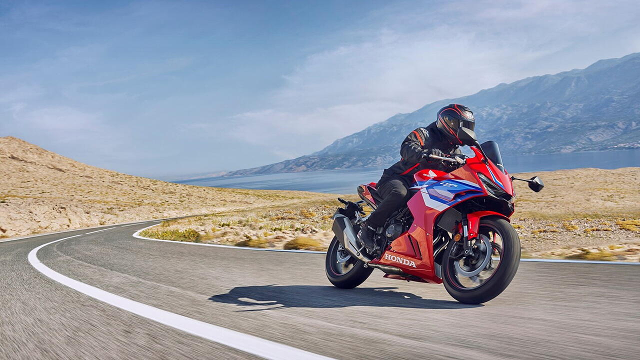 2024 Honda CBR500R unveiled; gets massive styling upgrade - BikeWale