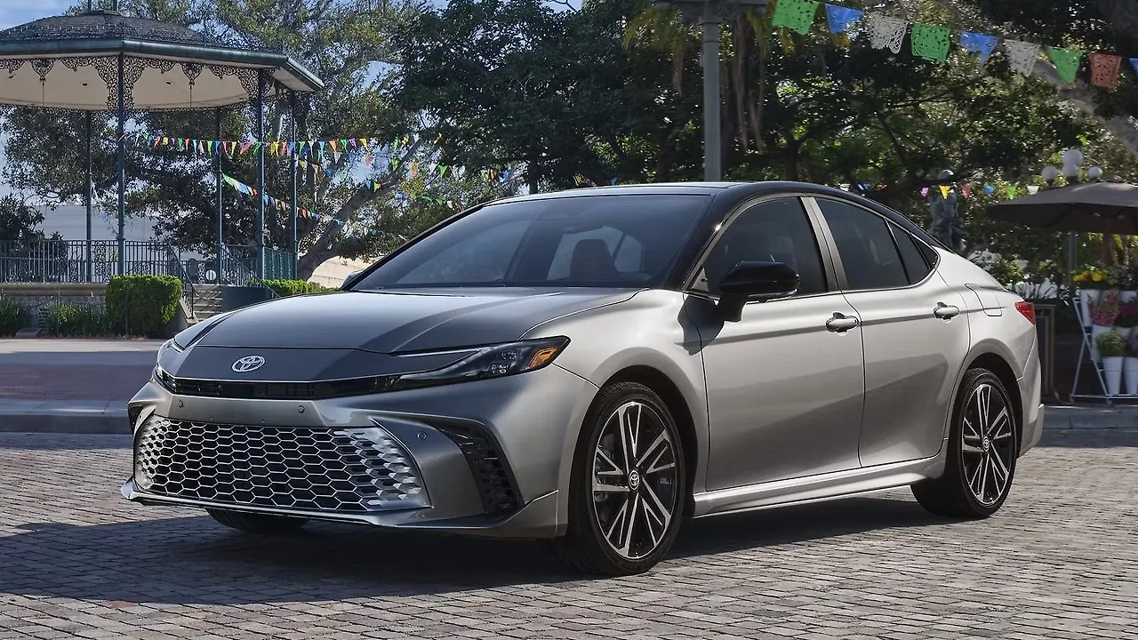 Toyota Camry unveiled globally - Top highlights - CarWale