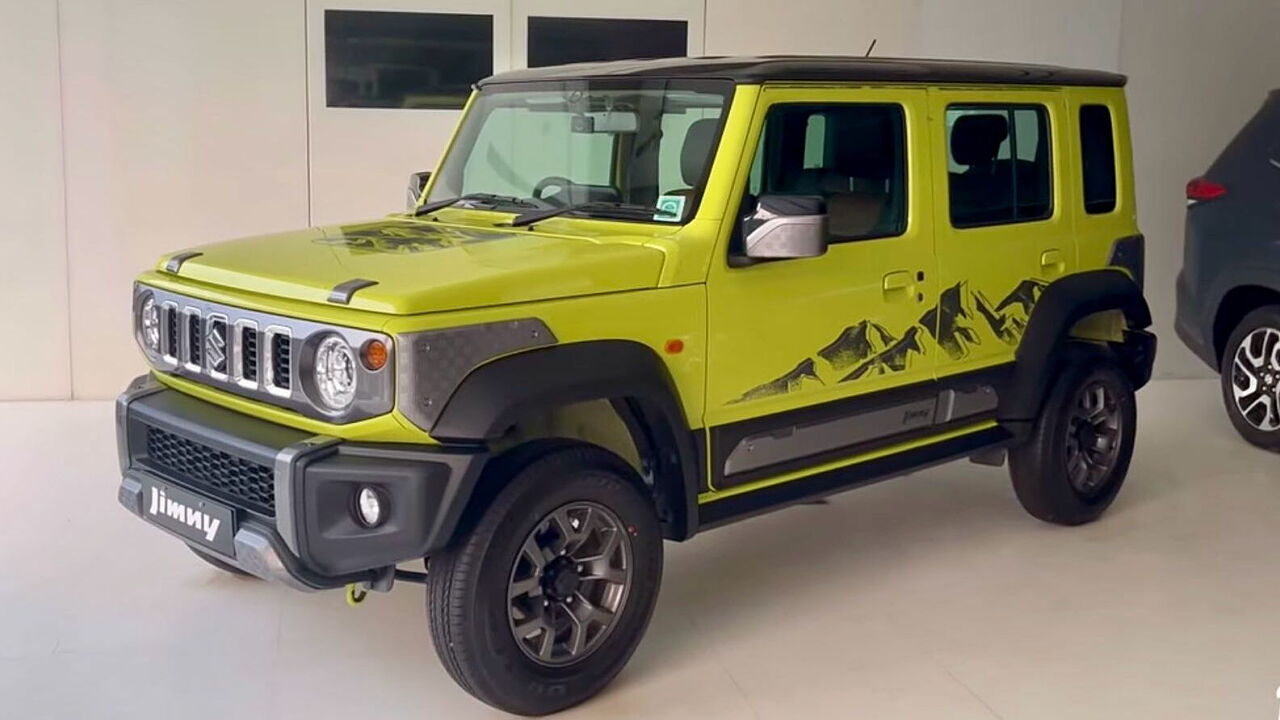 Maruti Suzuki Jimny Gets MASSIVE PRICE CUT! New Thunder Edition Jimny  Starts From Rs 10.74 Lakh - ZigWheels