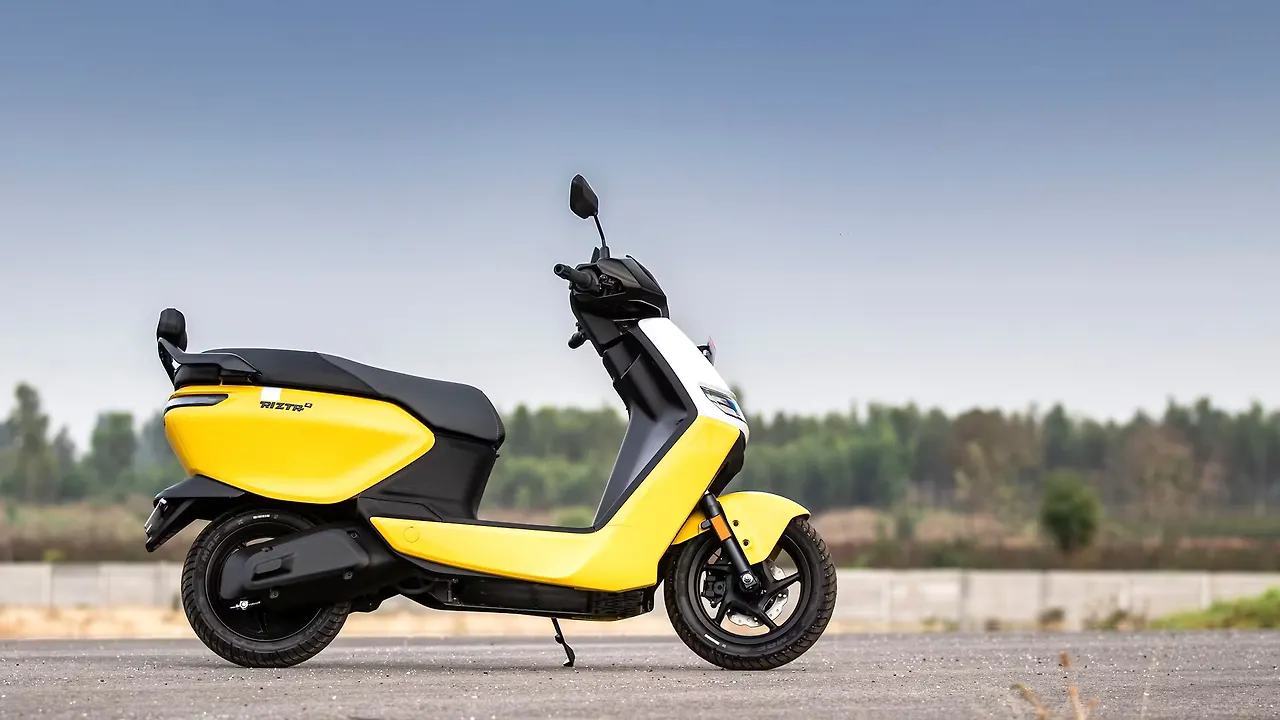 Ather Rizta Price Range, Images, Colours BikeWale