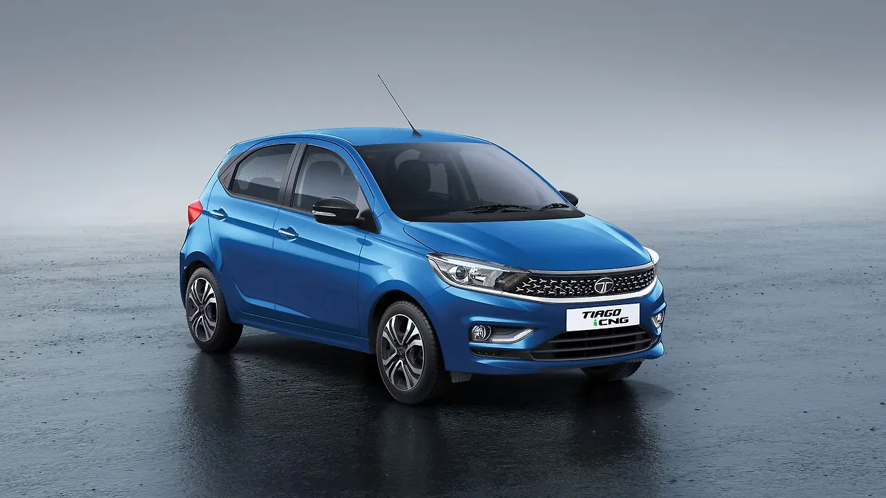 Tata Tiago and Tigor AMT CNG bookings open! - CarWale