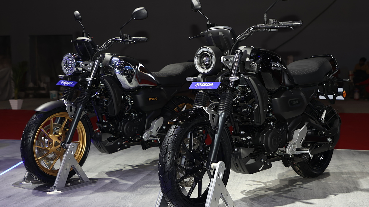 New Yamaha FZ-X Chrome edition unveiled at 2024 Bharat Mobility Expo -  BikeWale