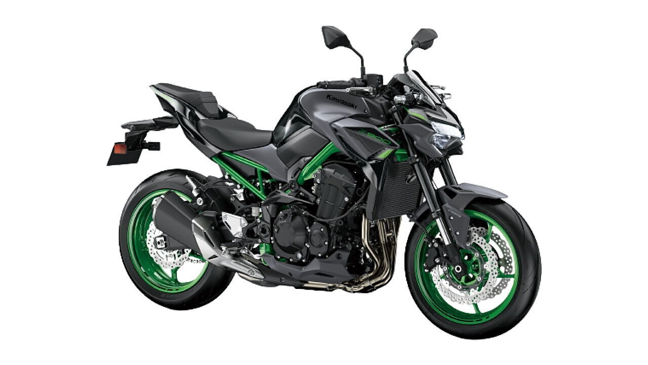 Kawasaki Z900 Price - Mileage, Images, Colours | BikeWale