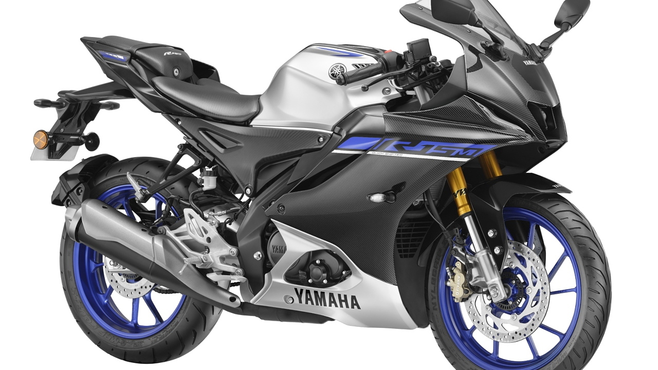 Yamaha R15M Carbon Fibre Pattern launched at Rs 2.08 lakh - BikeWale