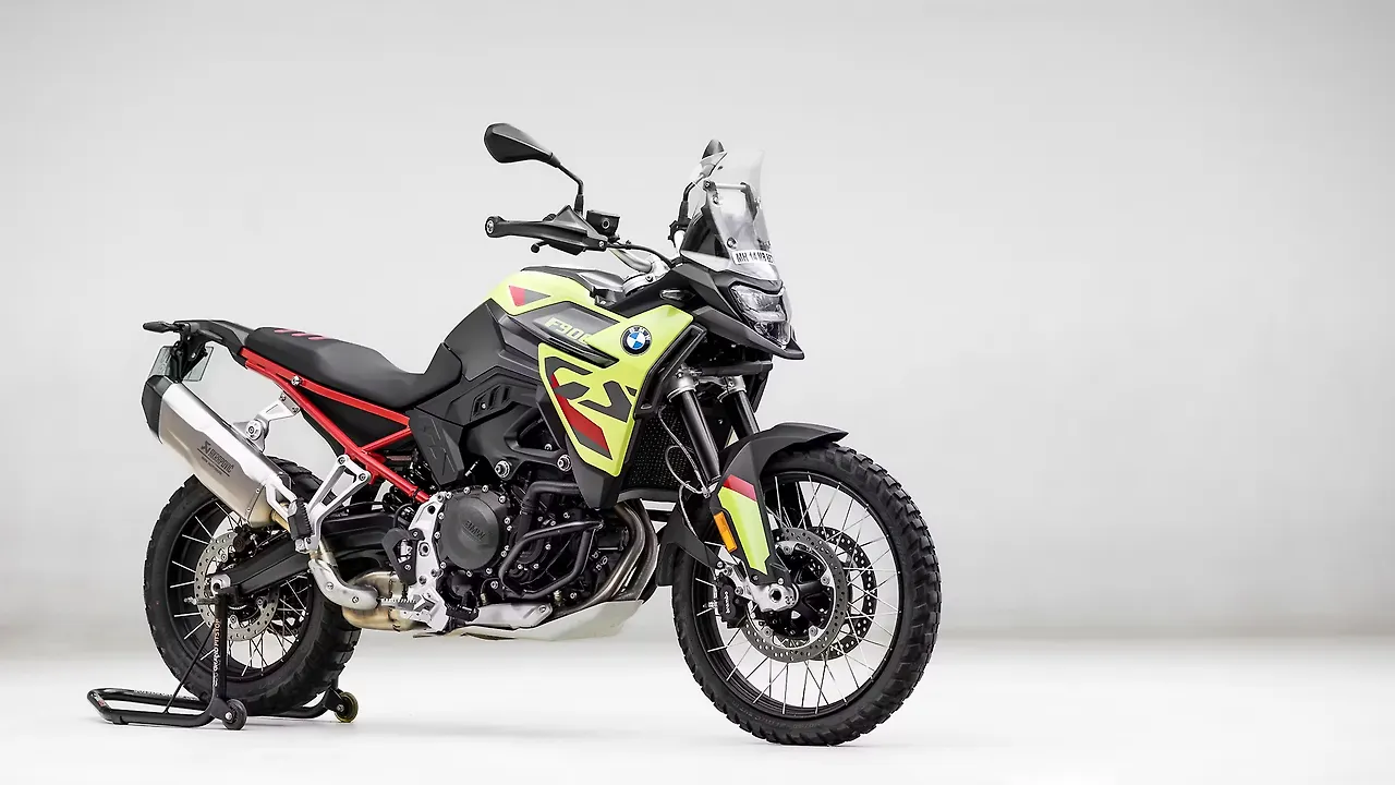 BMW F 900 GS Price - Mileage, Images, Colours | BikeWale