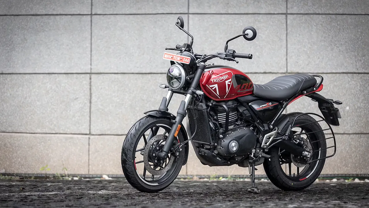 Triumph Speed T4 Price Mileage, Images, Colours BikeWale
