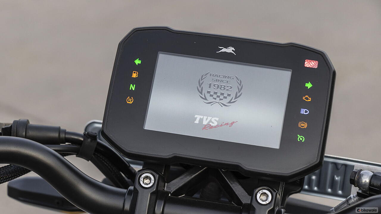 TVS Apache RTR 310 TFT / Instrument Cluster