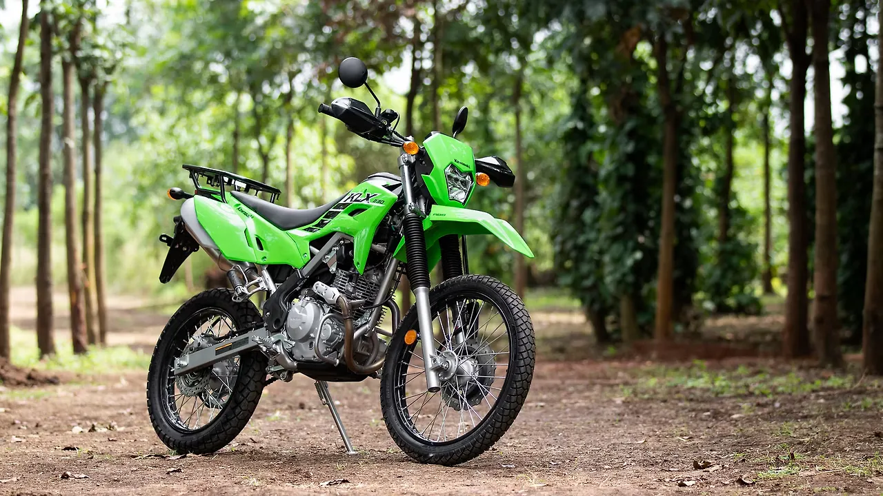Kawasaki KLX230 [2024] Price Mileage, Images, Colours BikeWale