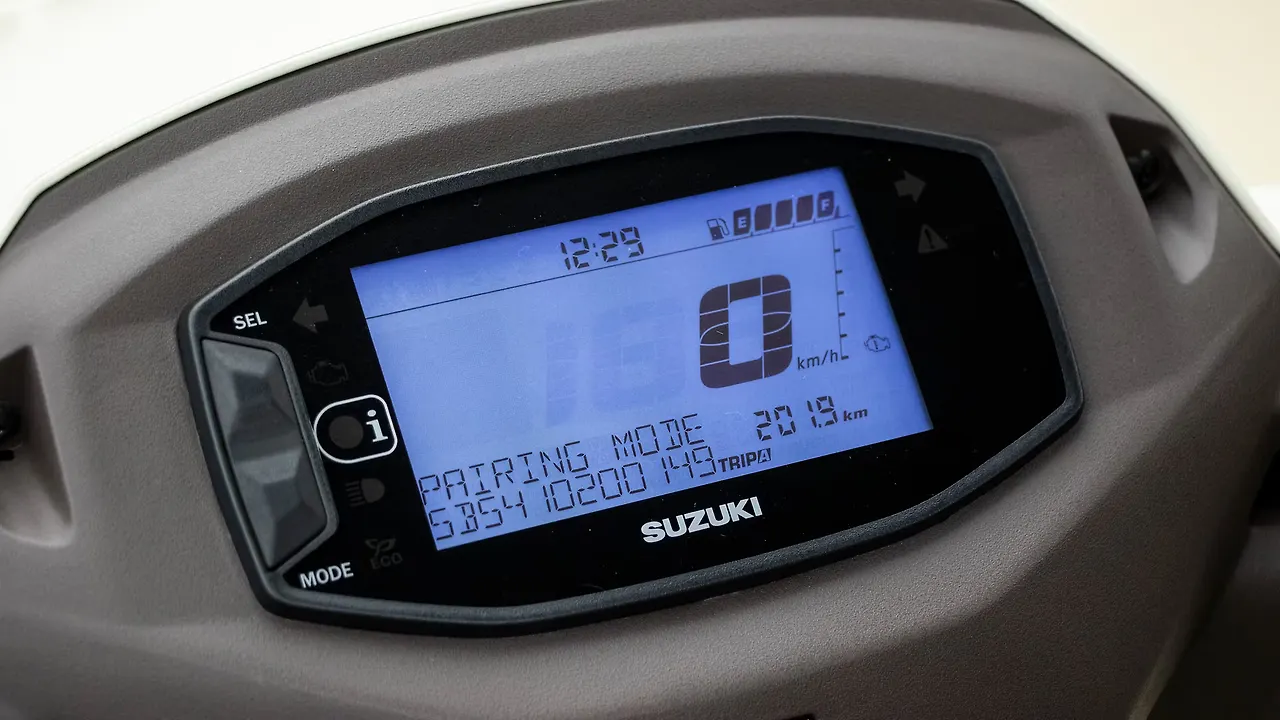 Suzuki Access 125 Price Mileage, Images, Colours BikeWale