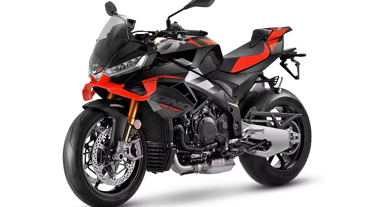 Aprilia RSV4 1100 Factory Price Mileage, Images, Colours BikeWale