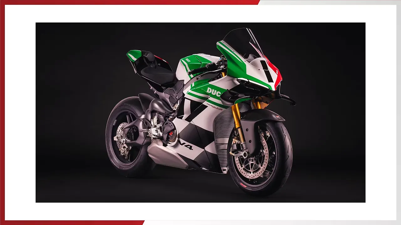 Ducati Panigale V4 Tricolore mobility outlook