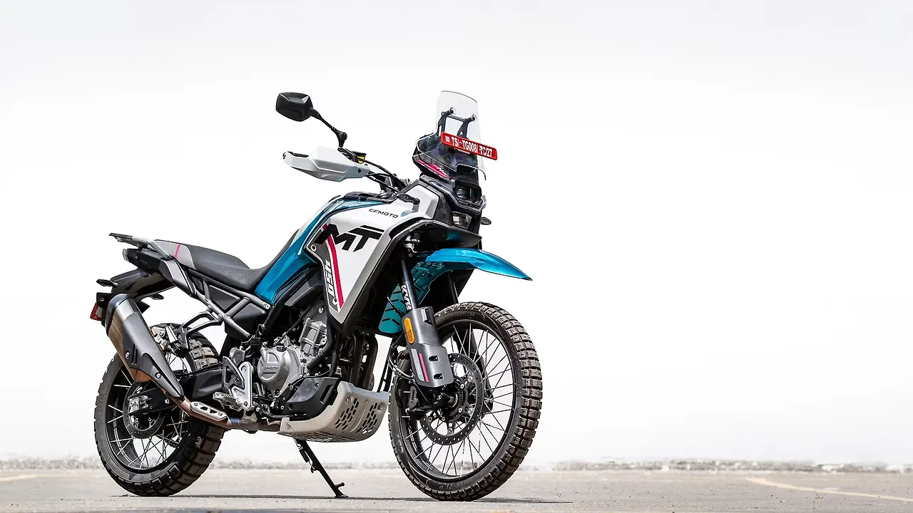 CFMoto 450 MT, Expected Price Rs. 4,00,000, Launch Date & More Updates -  BikeWale