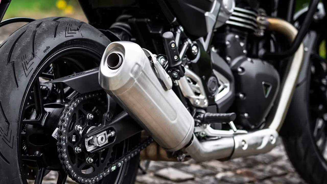 Triumph Thruxton 400 Silencer/Muffler Triumph Thruxton 400 Silencer/Muffler