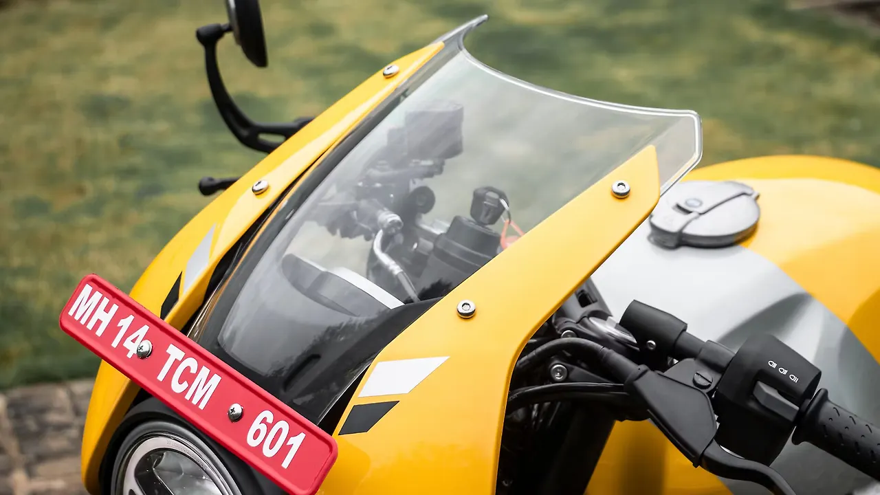 Triumph Thruxton 400 Windscreen Windscreen