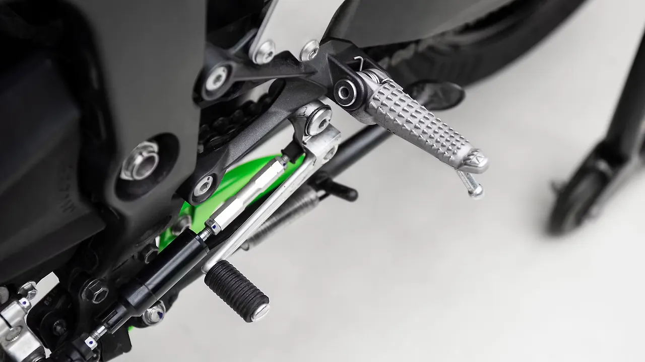 ninja-zx-6r-gear-shift-lever.