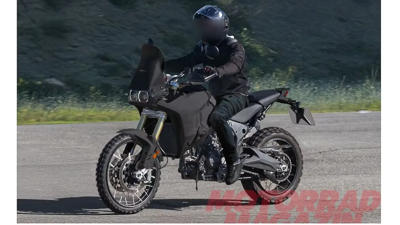 Next-gen Ducati DesertX Spied Testing with New Engine - BikeWale
