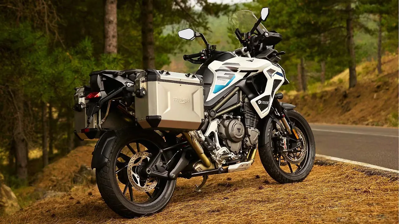 Triumph Tiger 1200 Right Rear Three Quarter