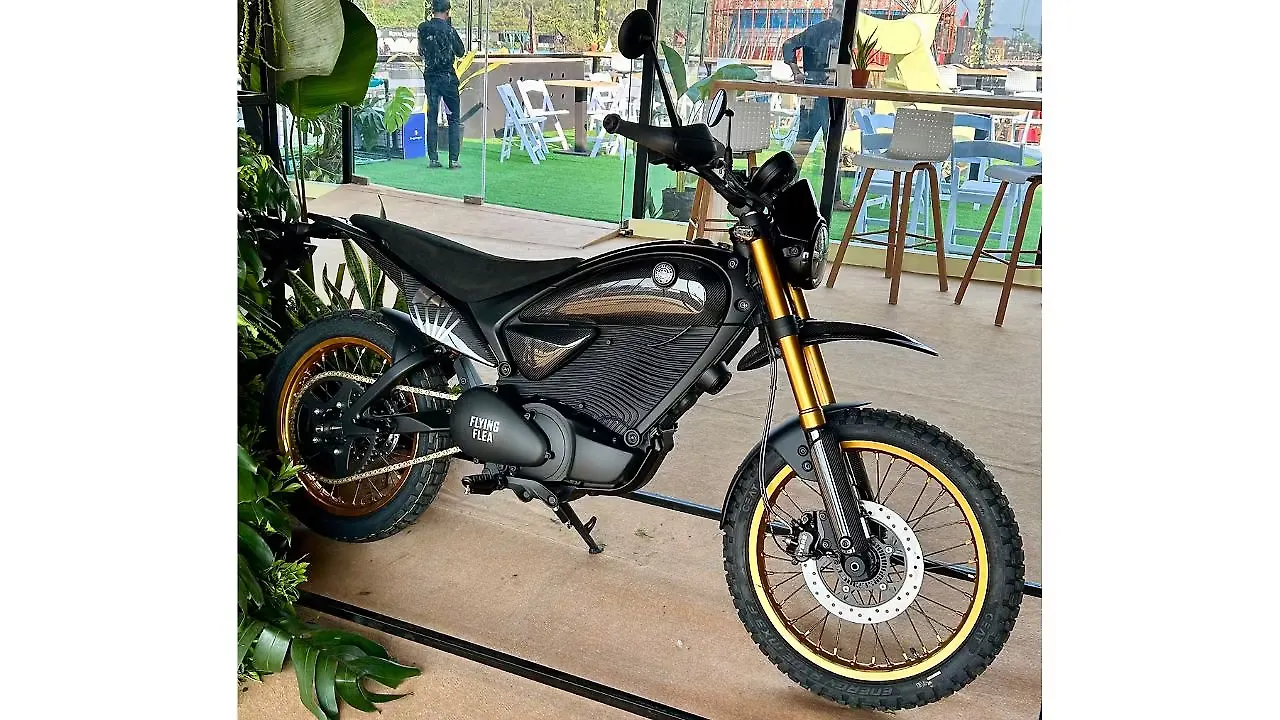 Royal Enfield Flying Flea S6 Scrambler Right Side View