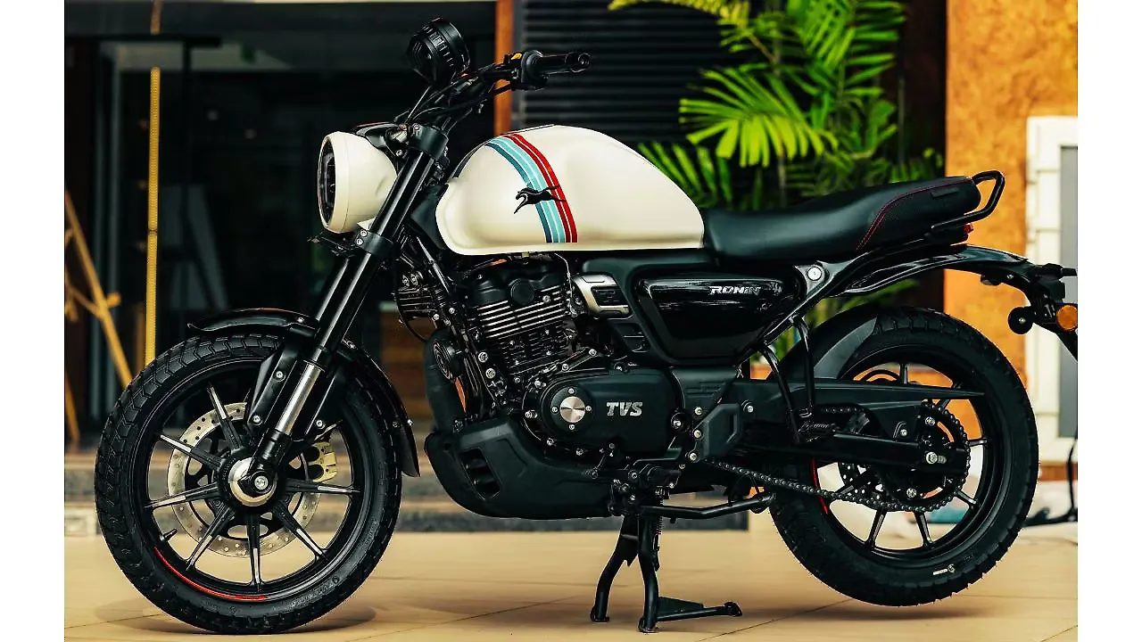 TVS Ronin Agonda