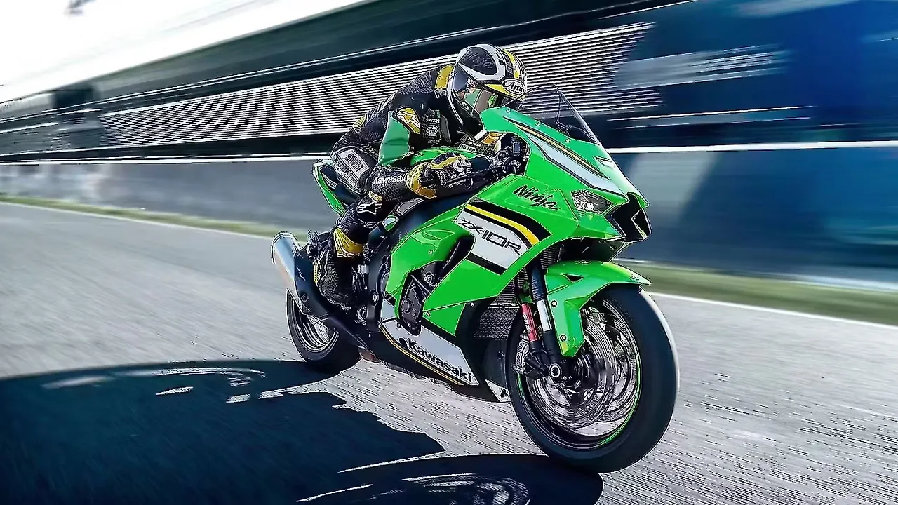 2026 Kawasaki Ninja ZX-10R Available with Rs. 2.5 Lakh Discount