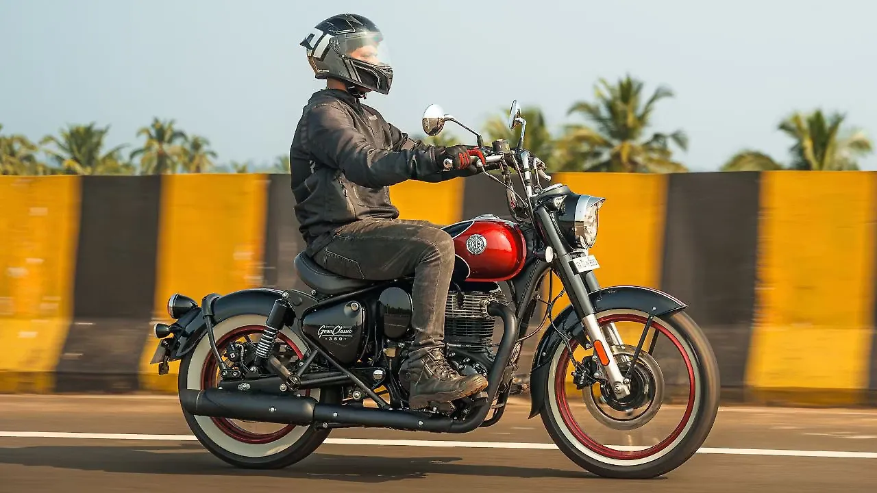 การขับขี่ Royal Enfield Goan Classic 350 การขับขี่ Royal Enfield Goan Classic 350
