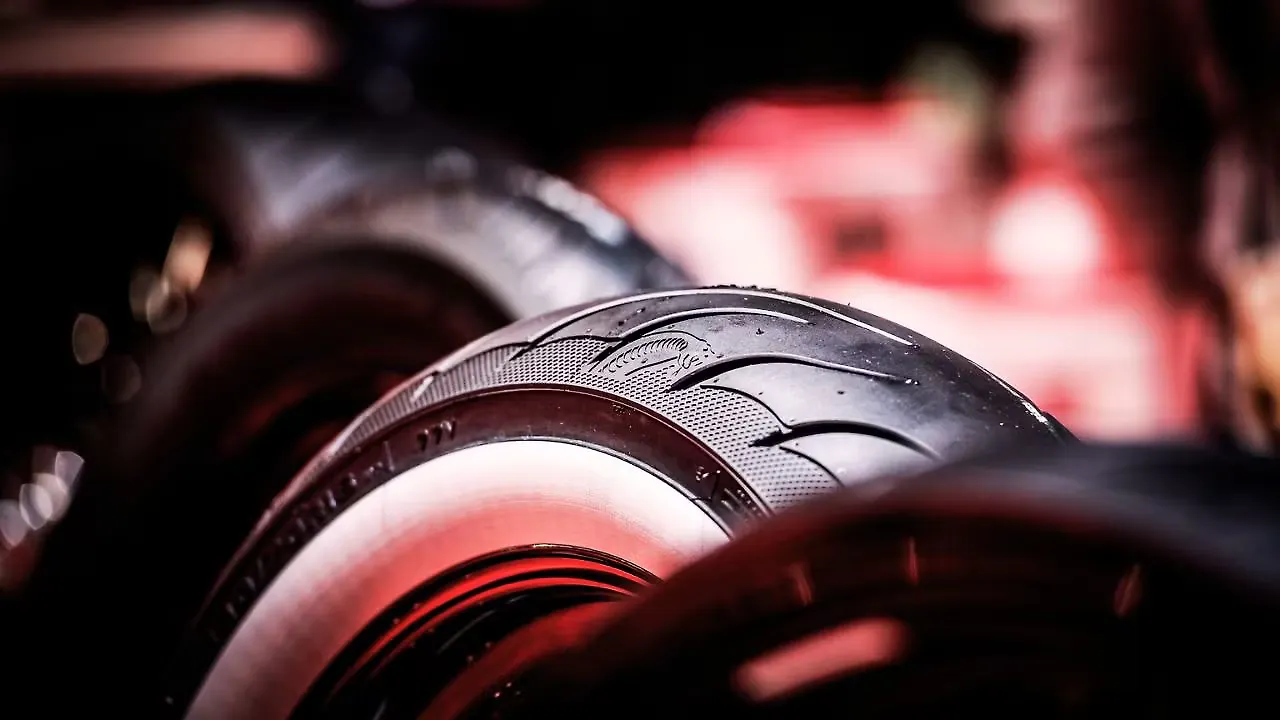 ยางหลังไทรอัมฟ์