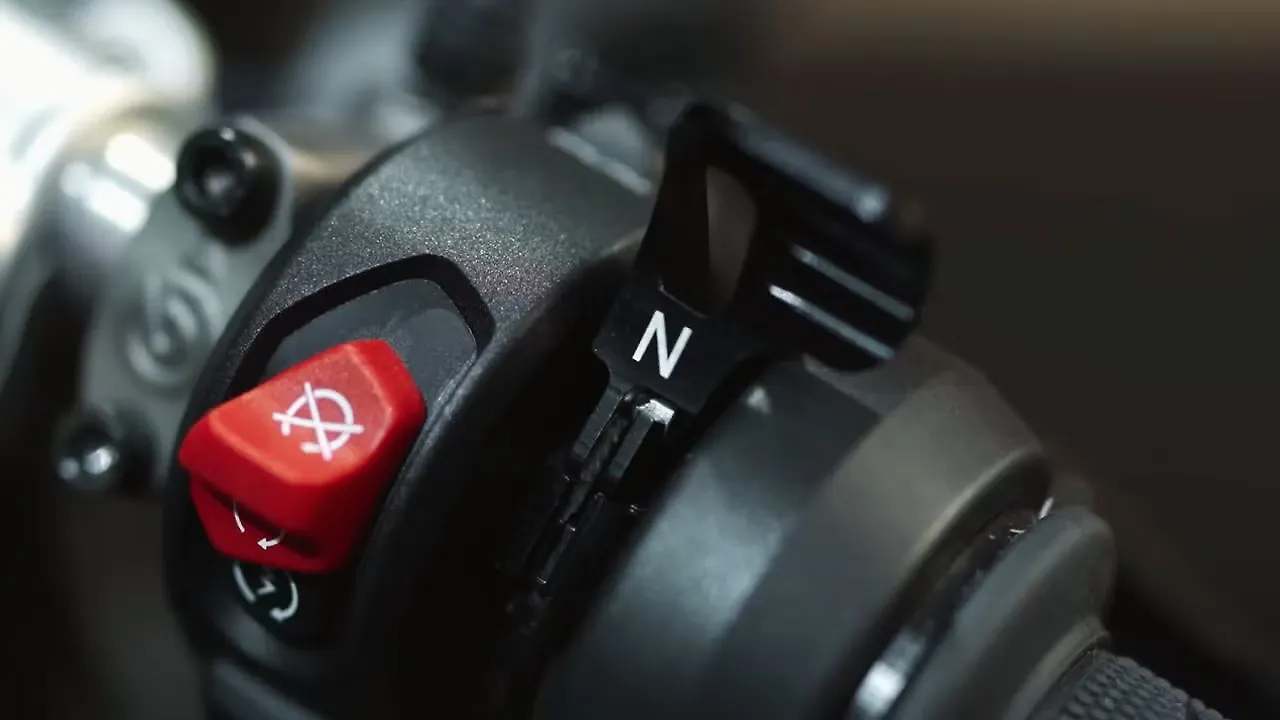 Ducati Panigale V4 R Kill Switch