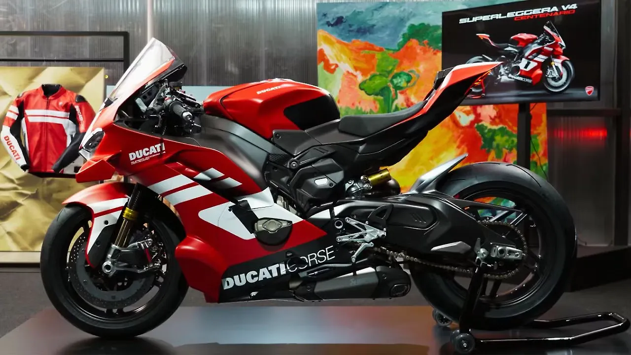 Ducati Panigale V4 R Left Side View