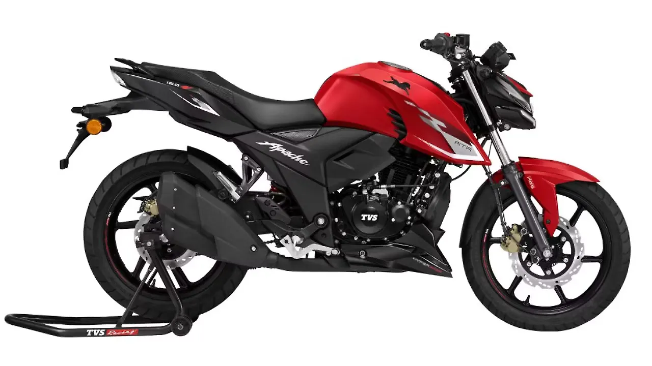 TVS Apache RTR 160 4V Right Side View