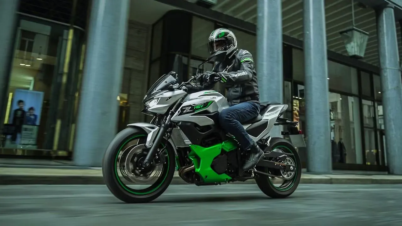 Kawasaki  Riding