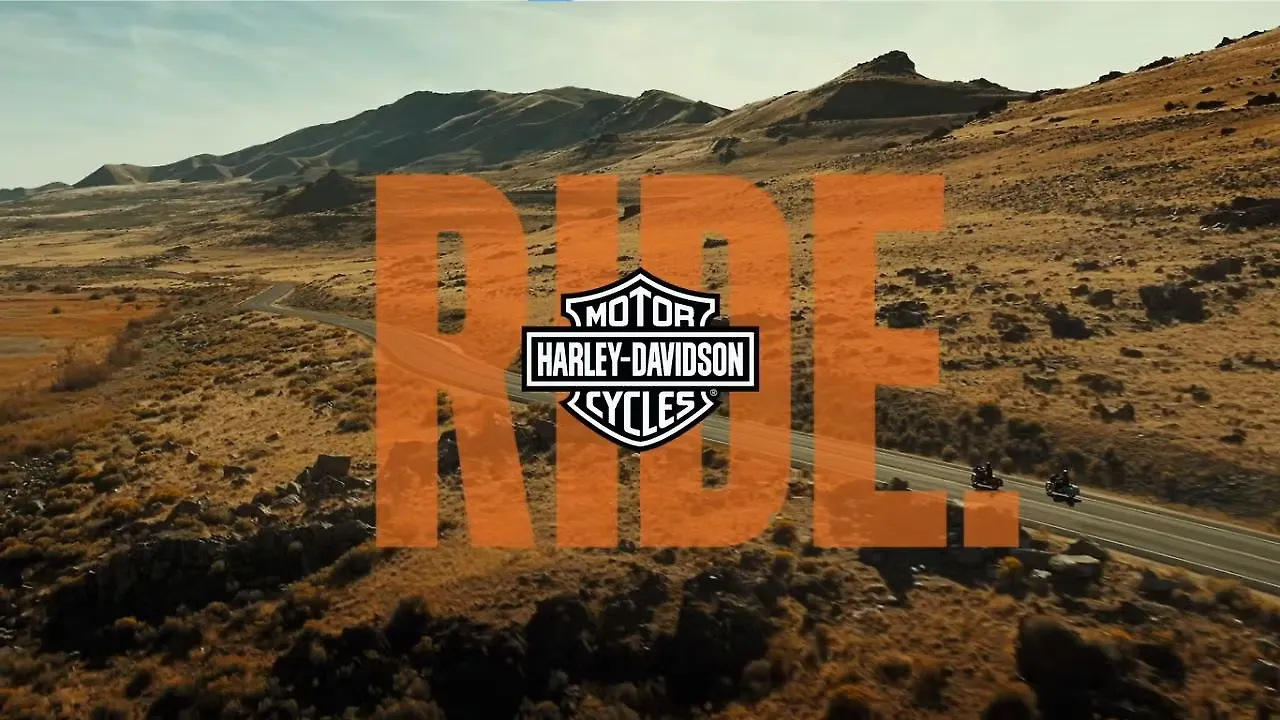 Harley-Davidson  Riding