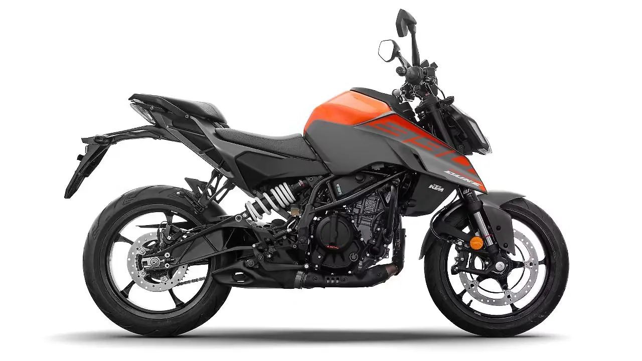 KTM 390 Duke Right Side View