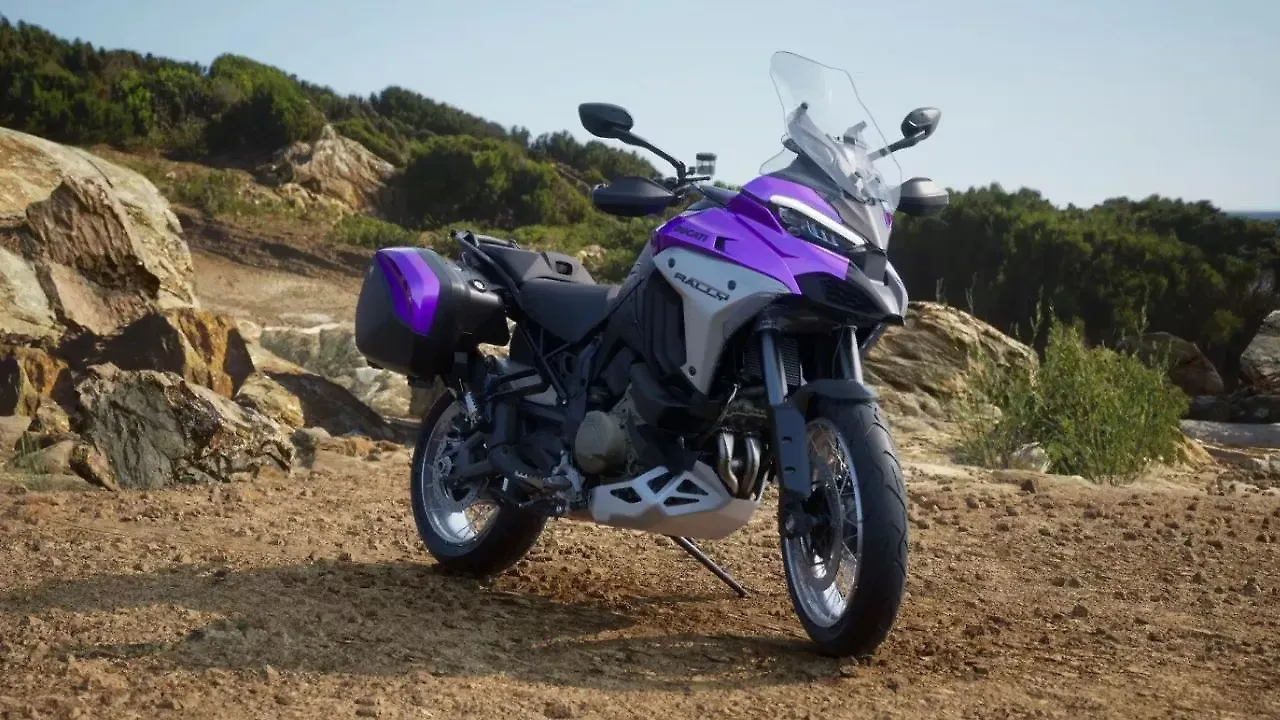 Ducati Multistrada V4 RS Right Front Three Quarter