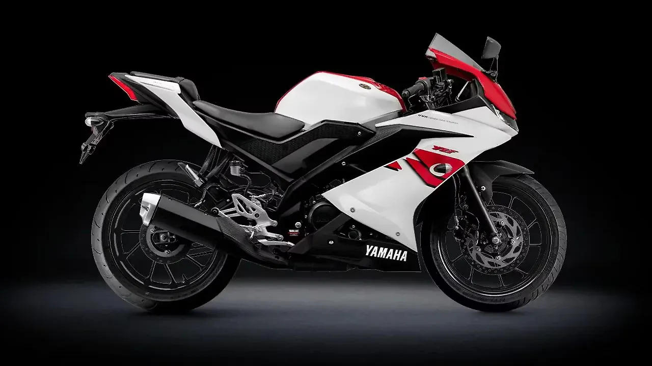 Yamaha R15 V4 Right Side View