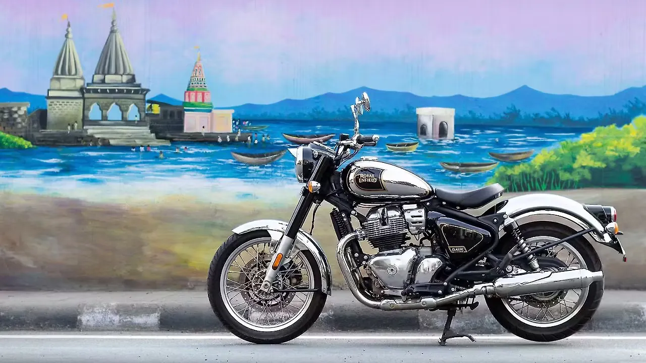 Royal Enfield Bullet 650 Left Side View