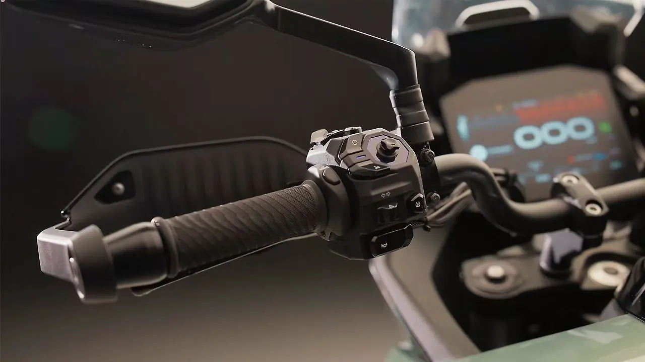Norton Atlas Left Side Handlebar Grip