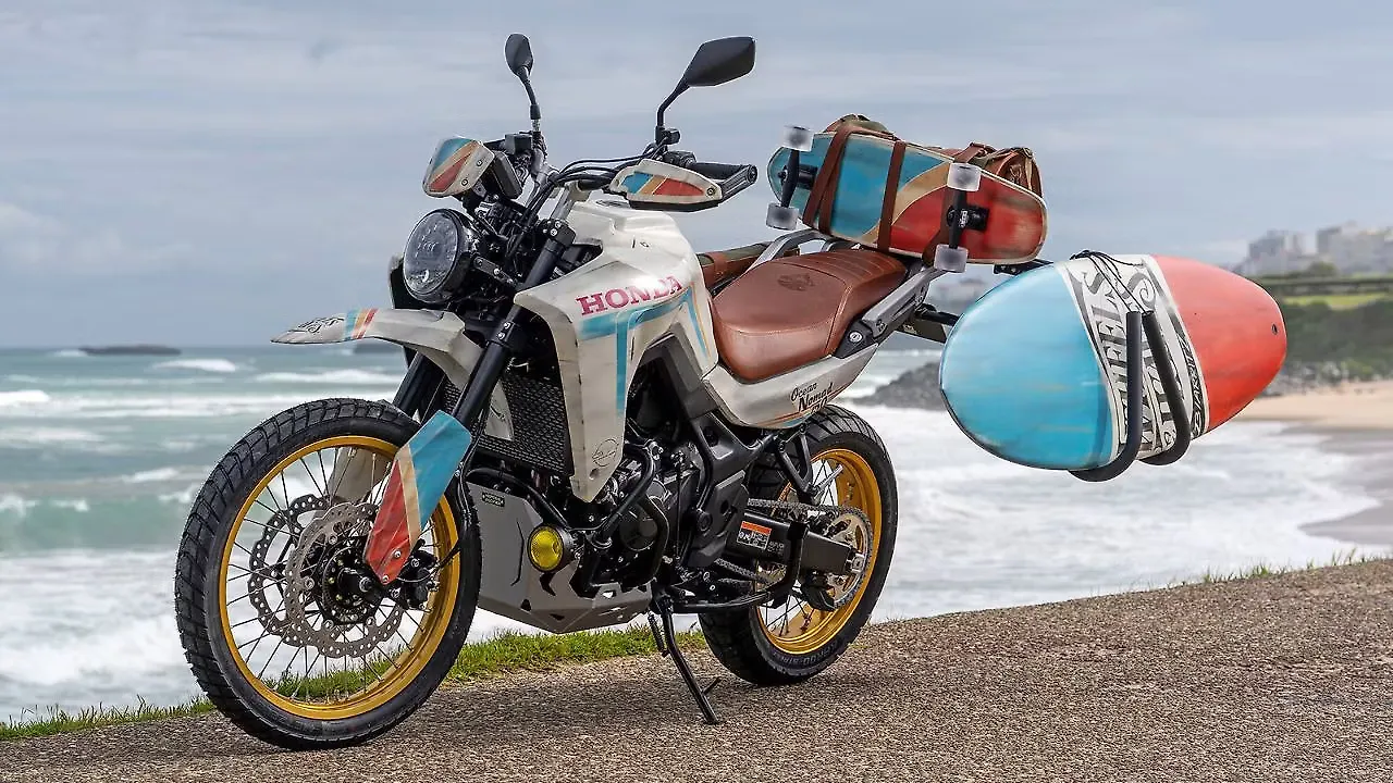 Honda  Left Front Three Quarter