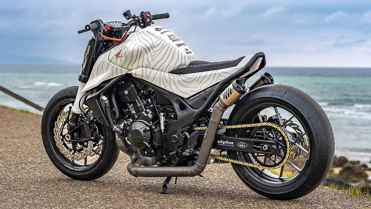Honda  Left Rear Three Quarter