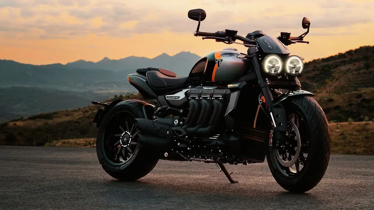 Triumph Rocket 3 Right Front Three Quarter