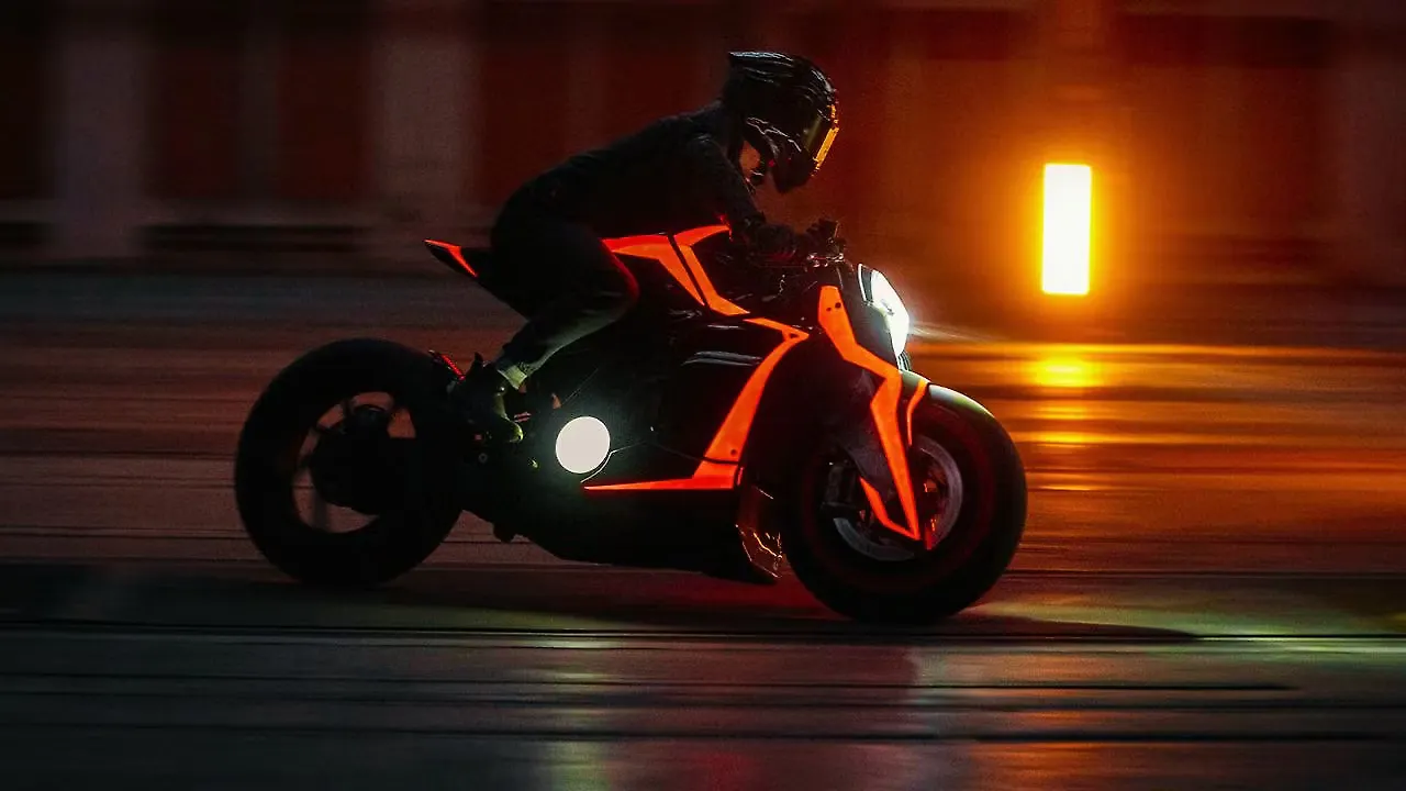 KTM  Riding